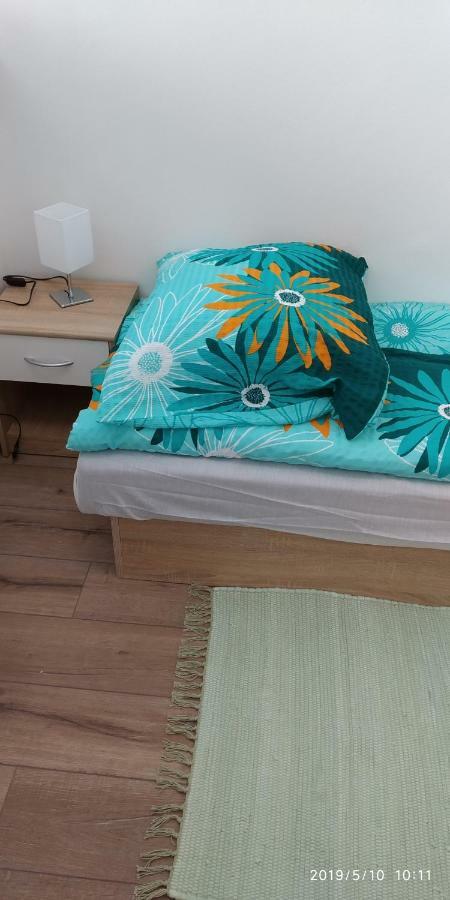 White Coral Club Hostel Kosice Ngoại thất bức ảnh